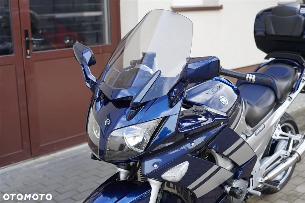 Yamaha FJR - 29