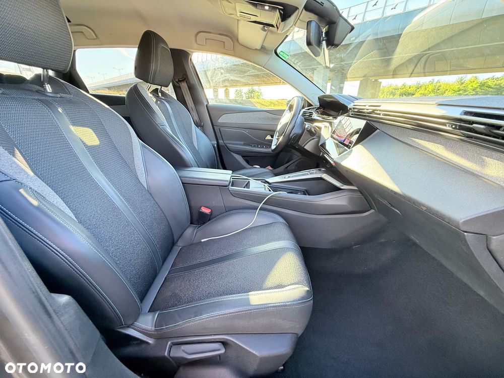 Peugeot 308 PureTech 130 EAT8 Allure - 14
