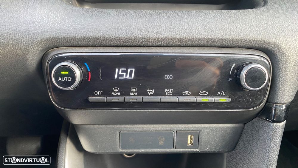 Toyota Yaris 1.5 HDF Comfort - 49