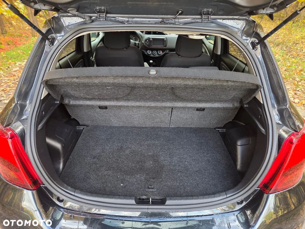 Toyota Yaris 1.33 Prestige - 24