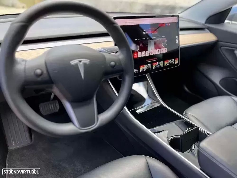 Tesla Model 3 - 20