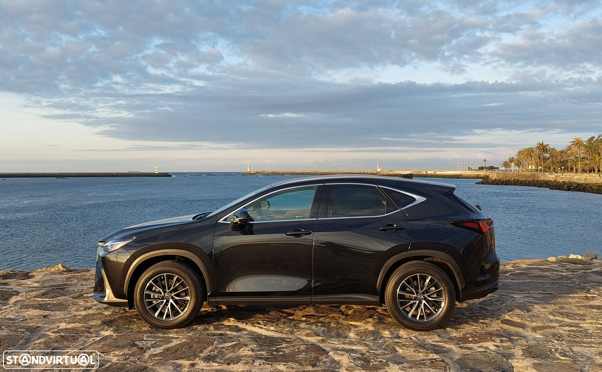 Lexus NX 450h+ - 3