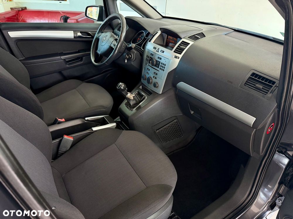 Opel Zafira - 5