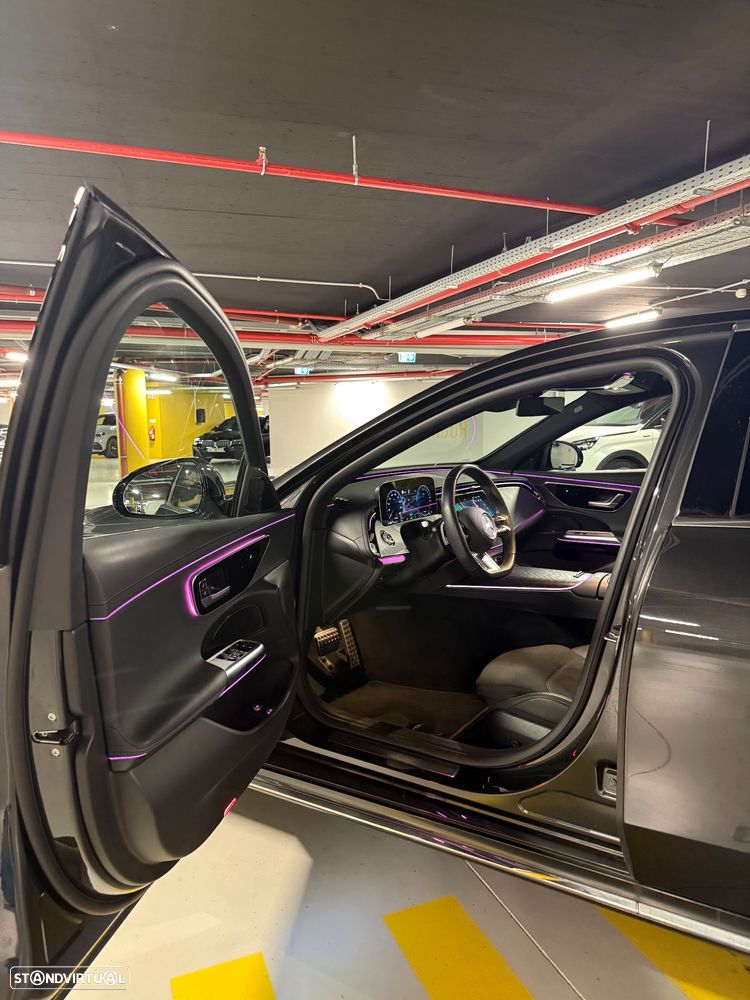 Mercedes-Benz E 300 e Station - 11