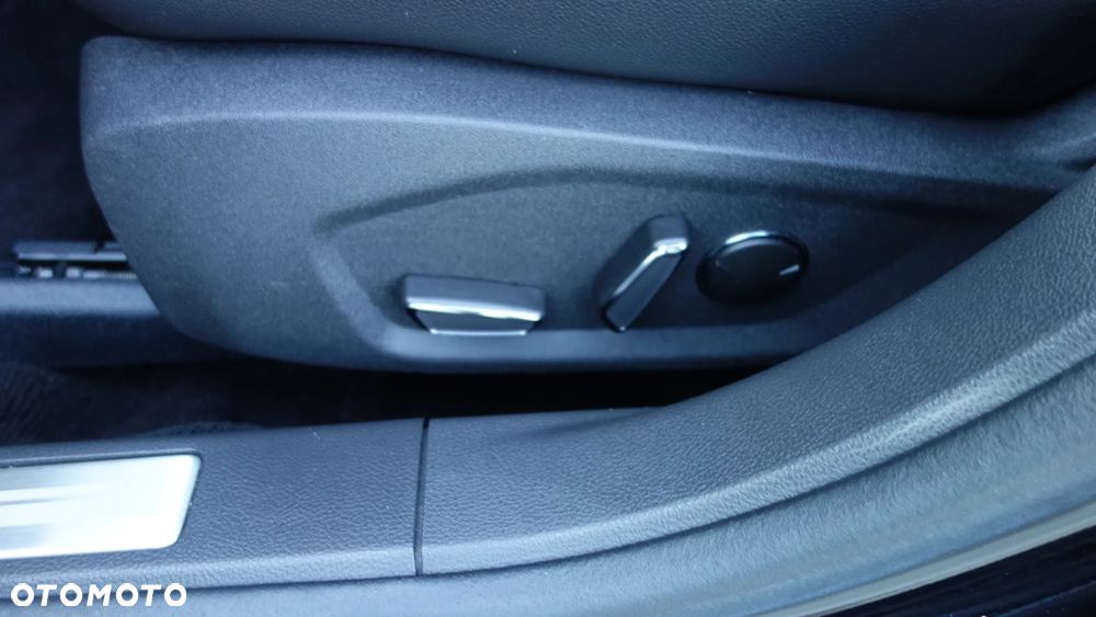 Ford Mondeo 2.0 EcoBlue ST-Line - 18