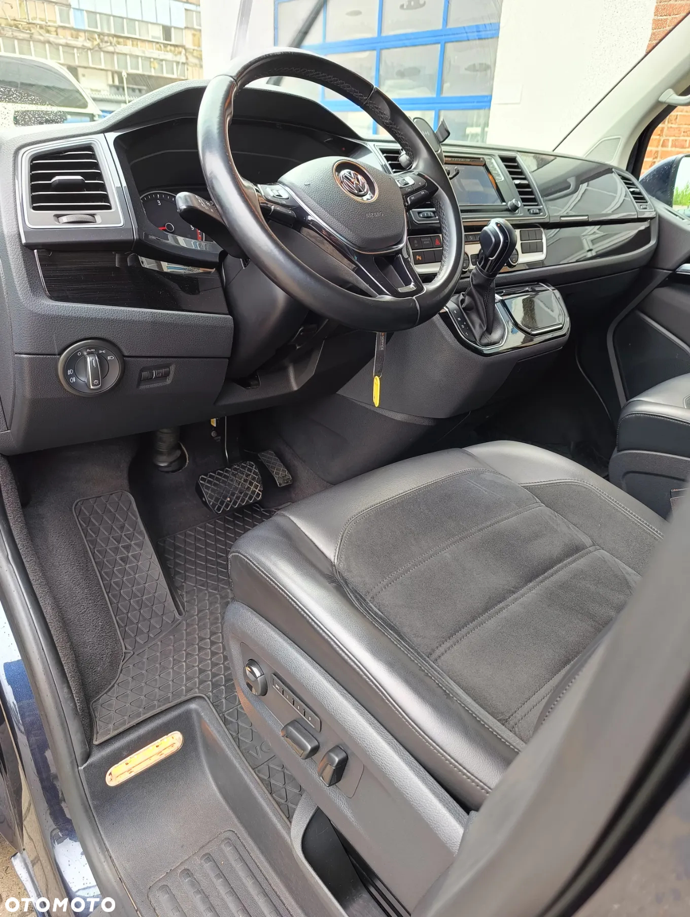 Volkswagen Multivan 2.0 BiTDI L1 Highline DSG - 15