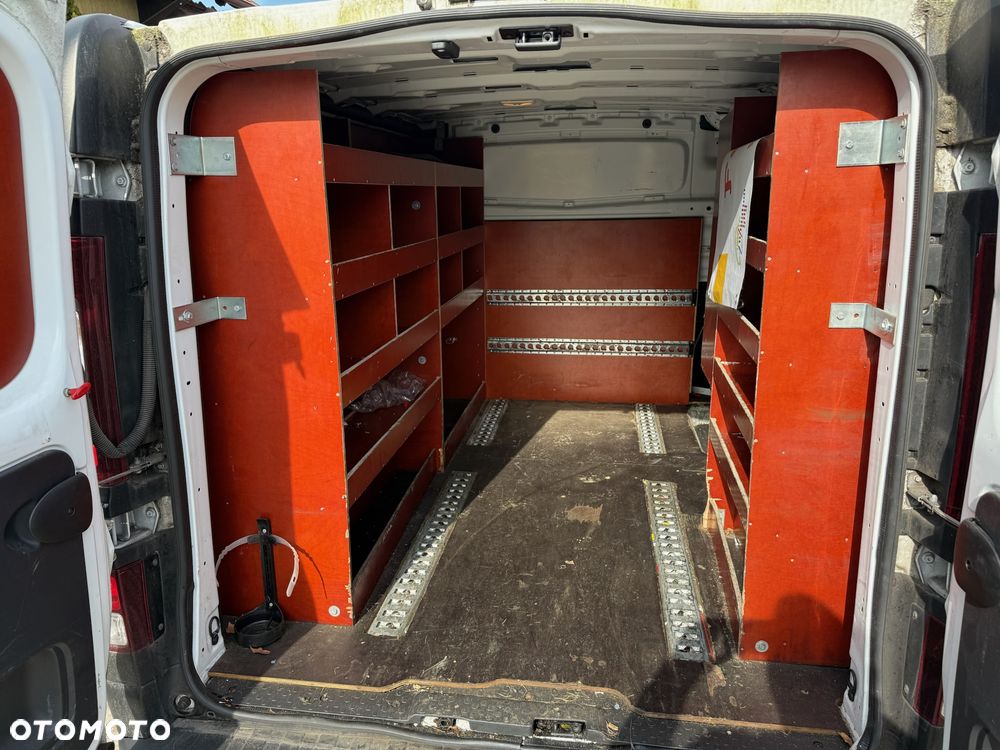 Renault Trafic - 8