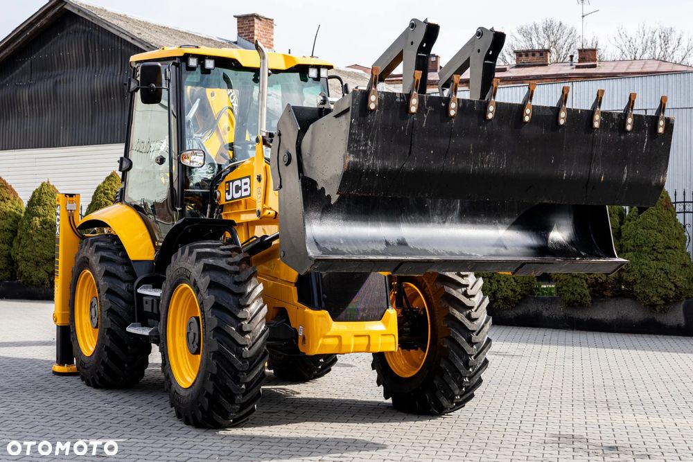 JCB 4CX PRO POWERSLIDE EH Dual Drive | Nowa | bez przebiegu | 110KM - 21