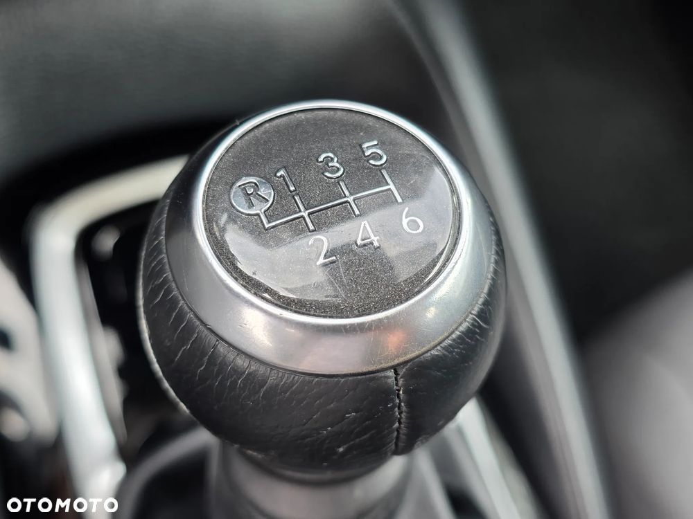 Toyota Corolla 1.5 Comfort - 24