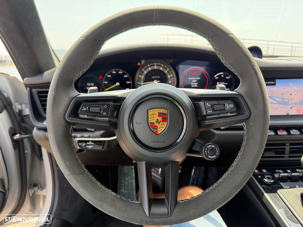 Porsche 911 (992) GT3 PDK - 10