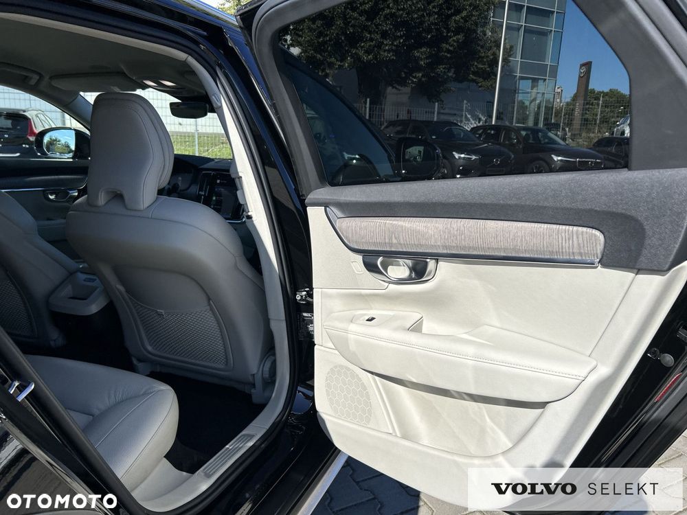 Volvo V90 Cross Country - 25