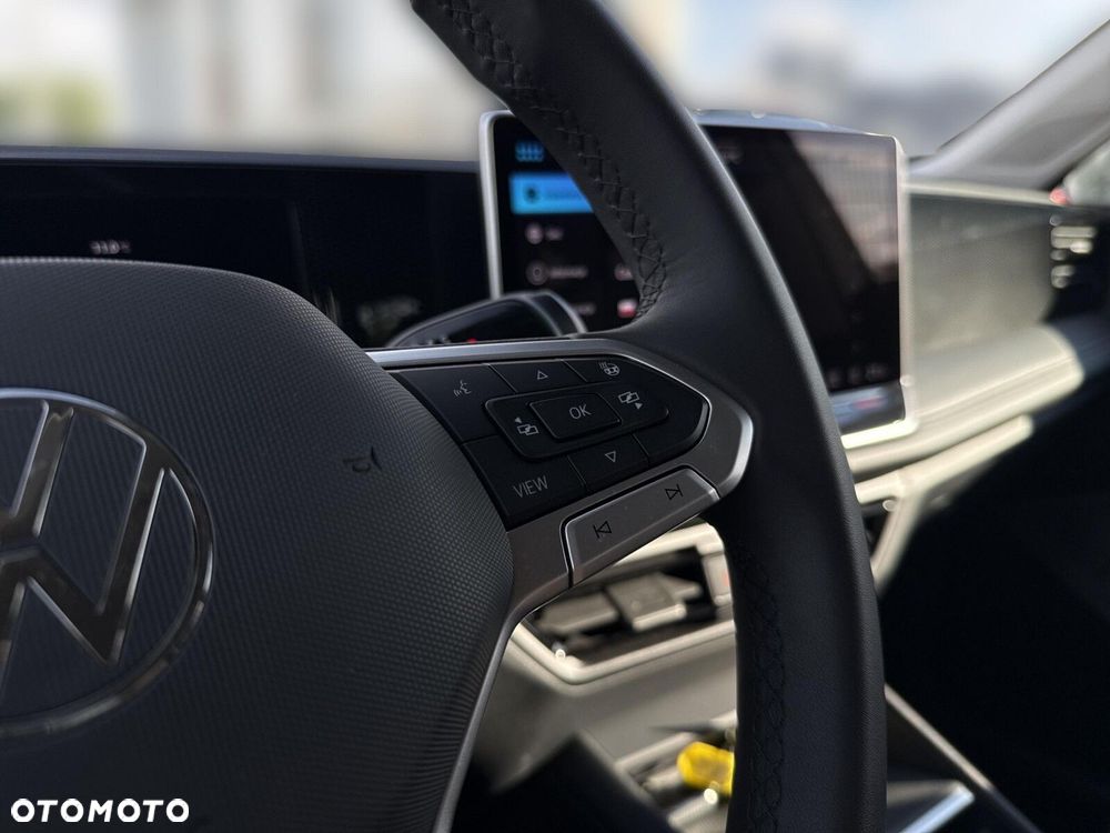 Volkswagen Tiguan - 15