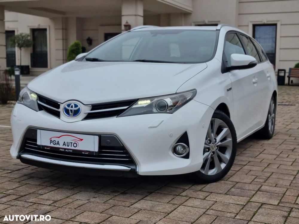 Toyota Auris 1.8 Hybrid Executive - 2