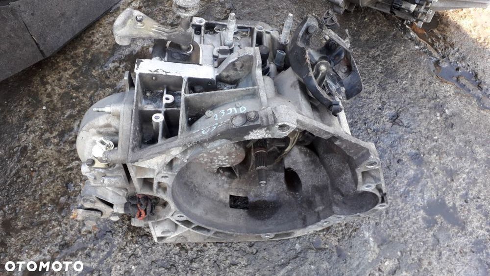 Skrzynia biegów Ducato 2.3 2.8 JTD 20UM04 - 1