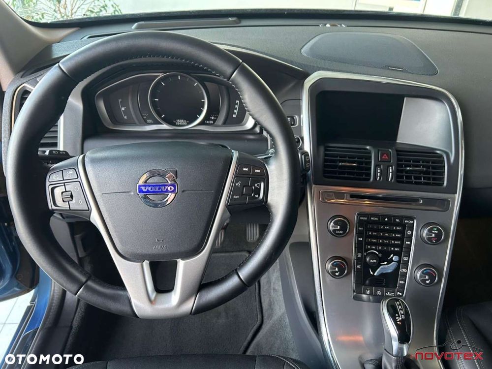 Volvo XC 60 D3 Geartronic Summum - 9