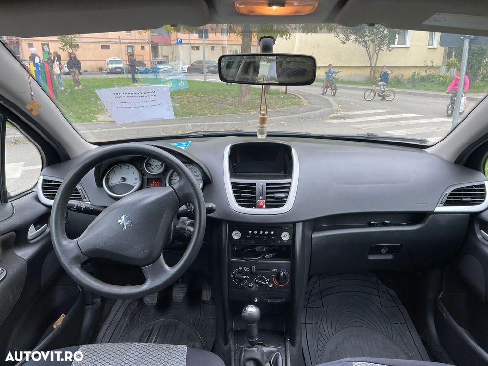 Peugeot 207 1.4E 16V Premium - 6