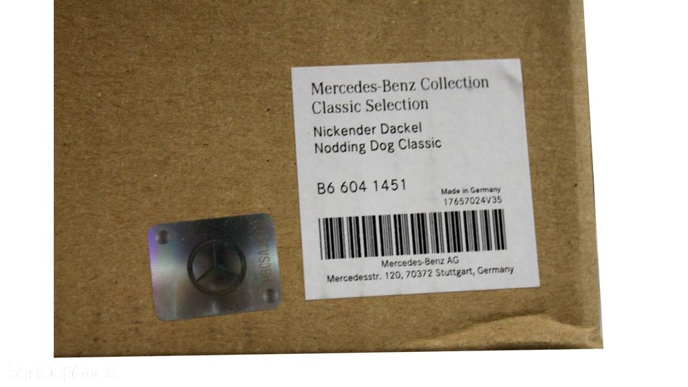 MERCEDES Pies retro z kiwajaca glowa OE - 5