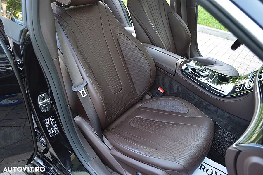 Mercedes-Benz CLS 350 d 4Matic 9G-TRONIC AMG Line - 31