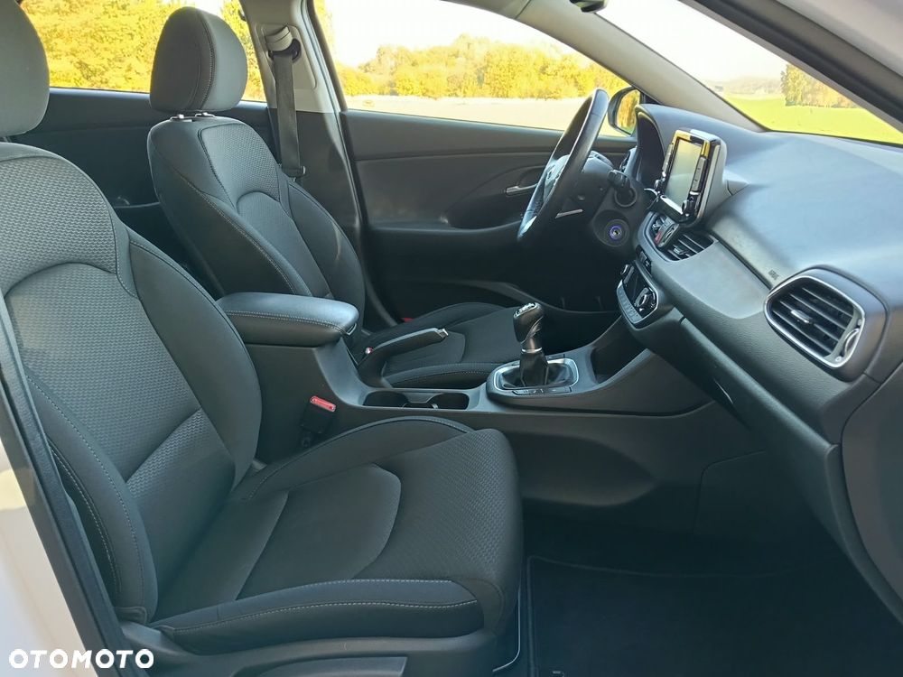 Hyundai i30 1.4 T-GDI Premium - 11