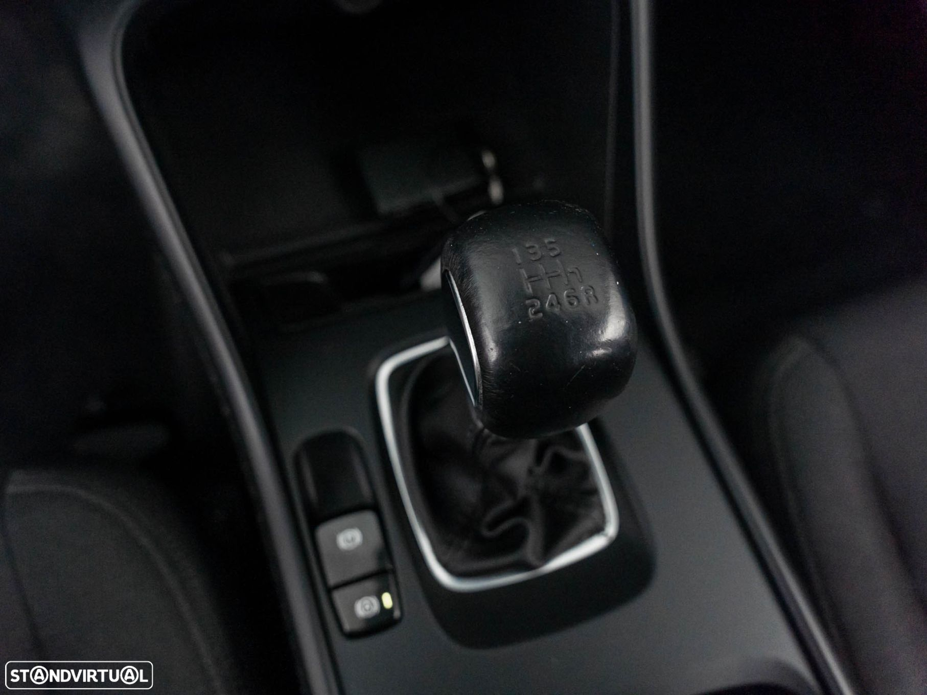 Volvo XC 40 1.5 T2 Momentum - 26