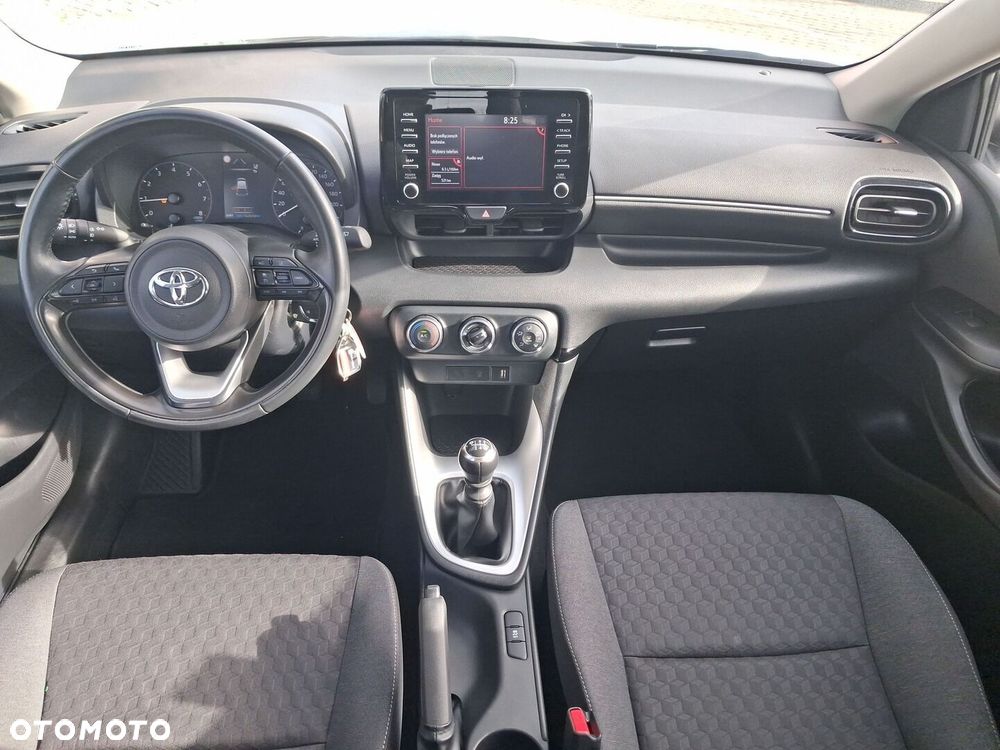Toyota Yaris - 30