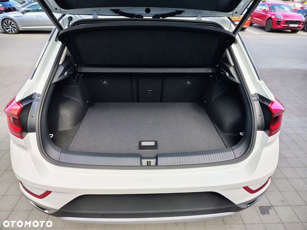 Volkswagen T-Roc - 8