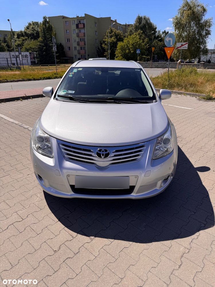 Toyota Avensis 1.8 Sol - 3