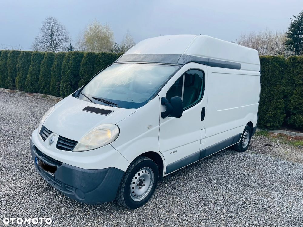 Renault Trafic - 1