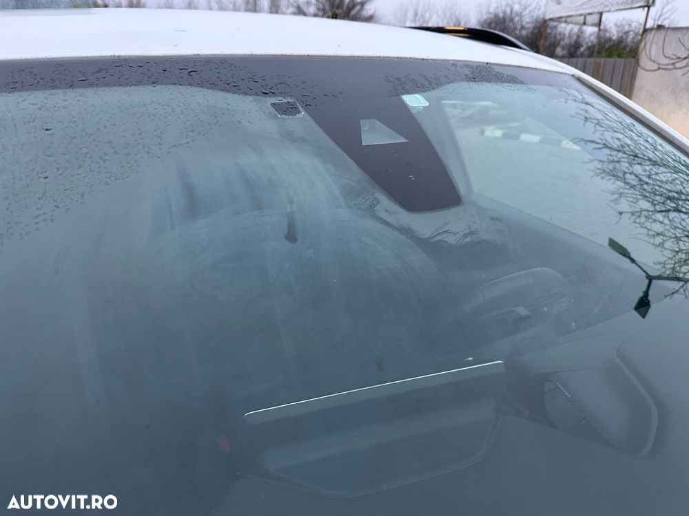 Peugeot 2008 BlueHDi 130 EAT8 GT Pack - 10