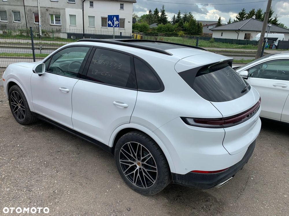Porsche Cayenne Tiptronic S - 12