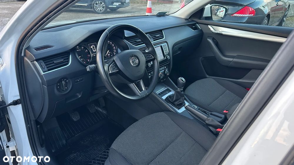 Skoda Octavia - 15