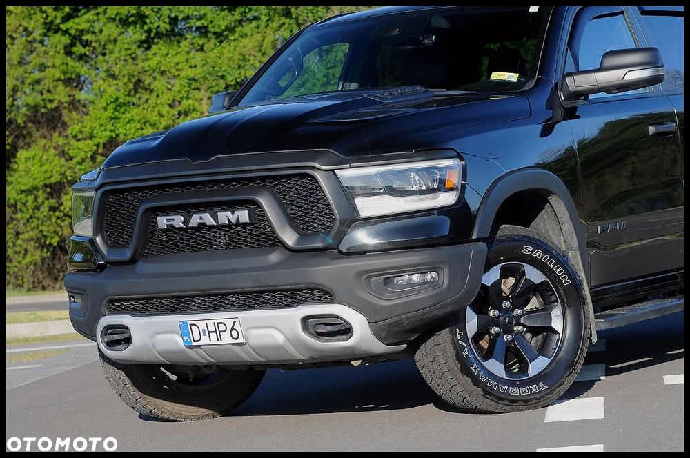 Dodge RAM - 12