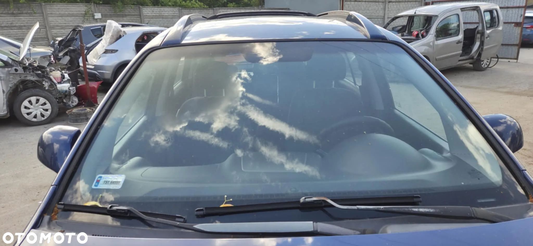 KIA CARENS III szyba przednia czołowa - 1