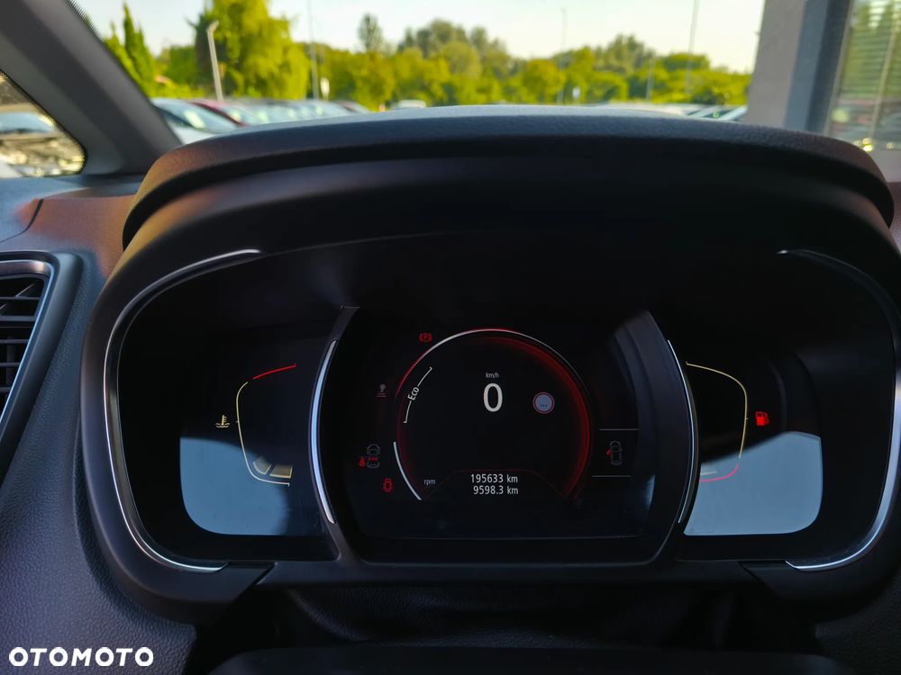 Renault Scenic 1.6 dCi Energy Bose EU6 - 11