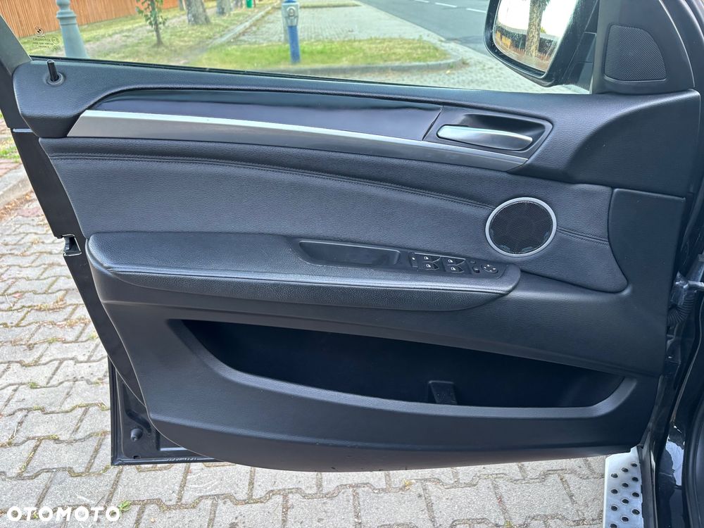 BMW X6 - 31