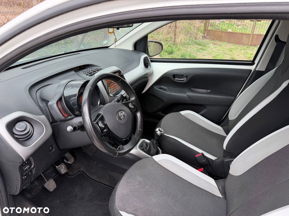 Toyota Aygo - 12