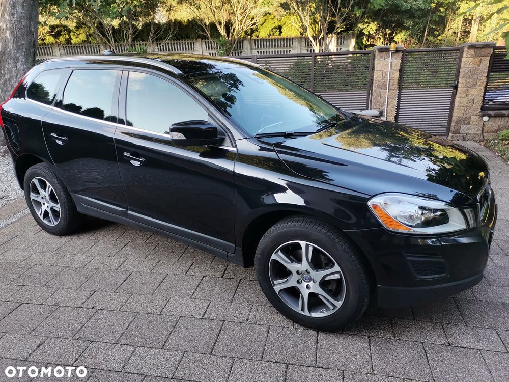 Volvo XC 60 D5 AWD Base - 3