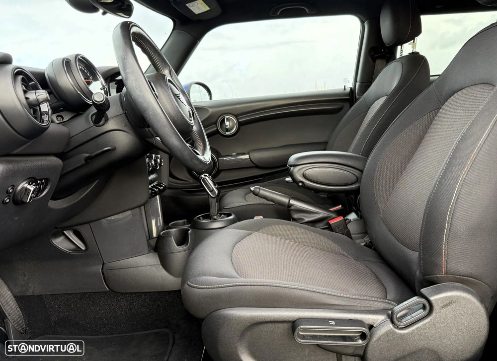 MINI 3 Portas One Auto - 24