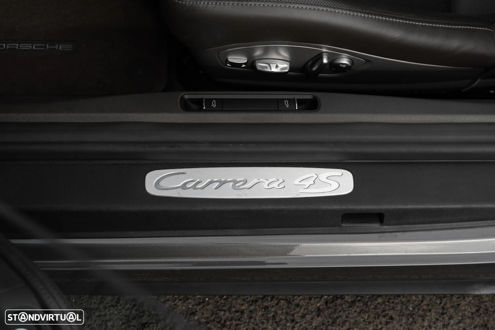 Porsche 911 (991) Carrera 4 S PDK - 13