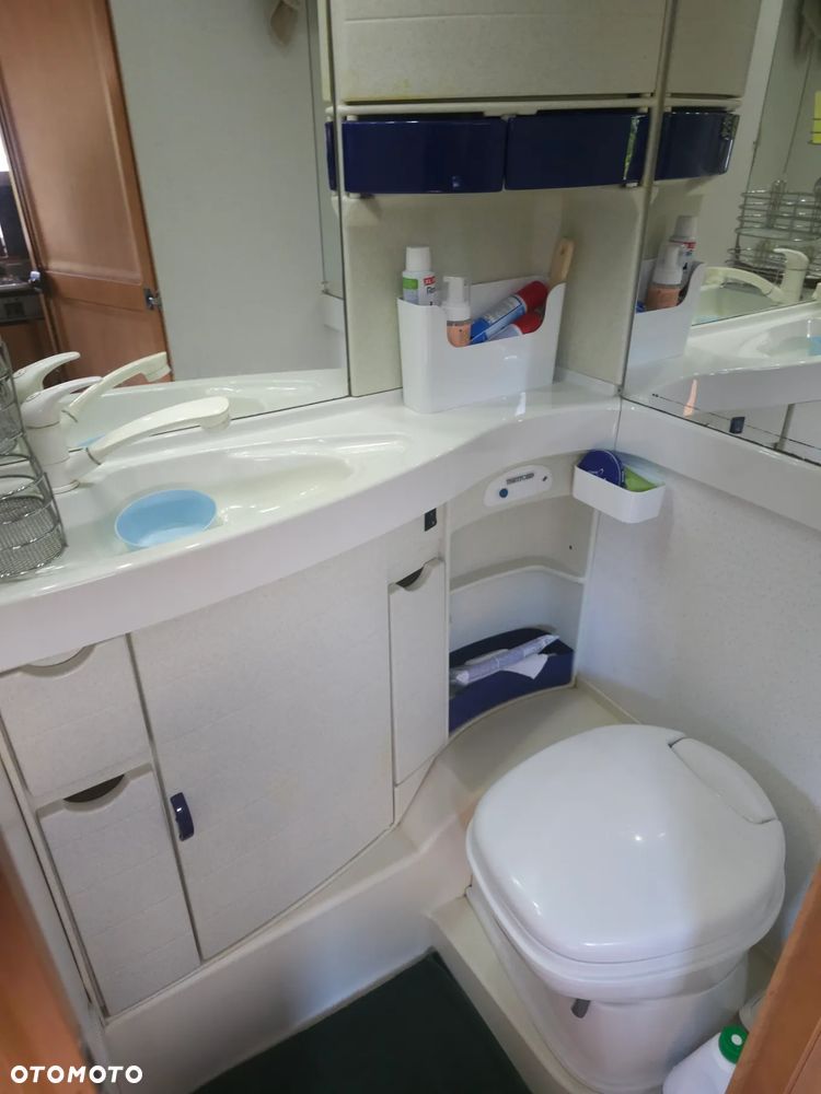 Hymer-Eriba Nova Swing 462A - 27