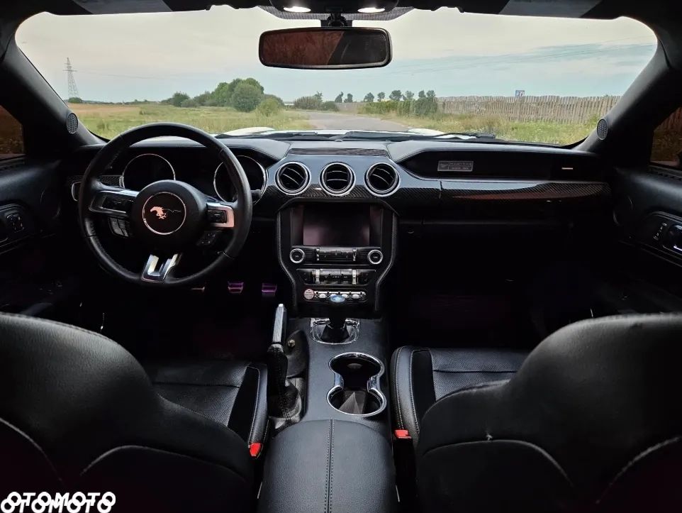 Ford Mustang 5.0 V8 GT - 8