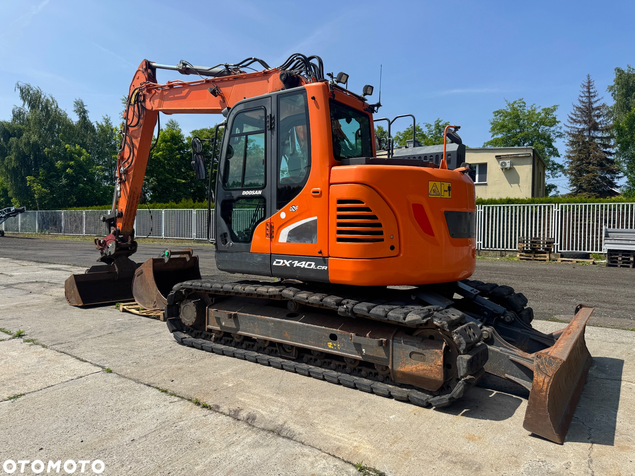 Doosan Koparka Gąsienicowa DX140 LCR-5 - 2