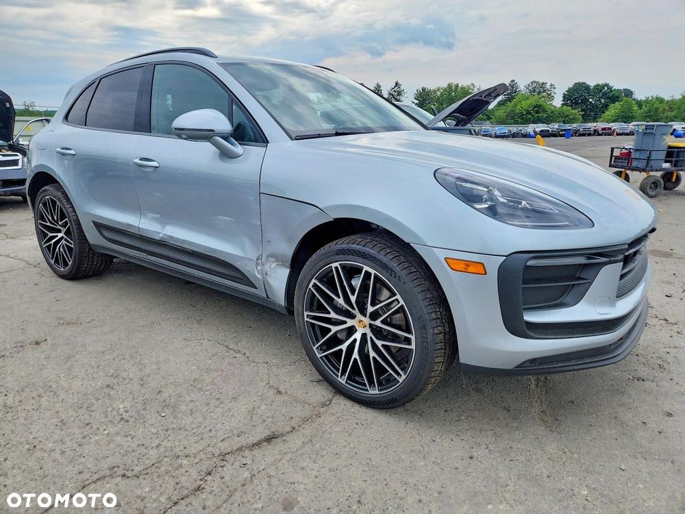 Porsche Macan - 3