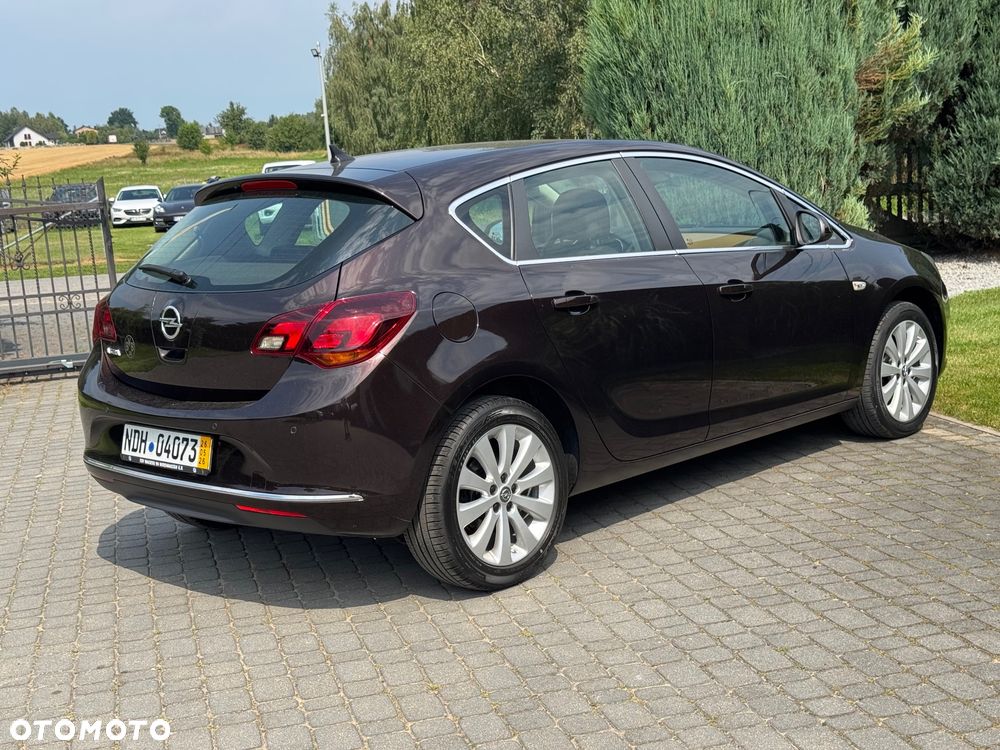 Opel Astra - 10