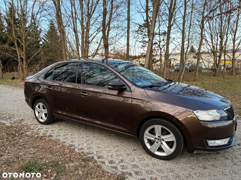 Skoda RAPID 1.2 TSI Ambition - 27