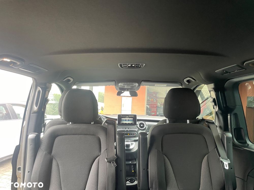 Mercedes-Benz Klasa V - 8