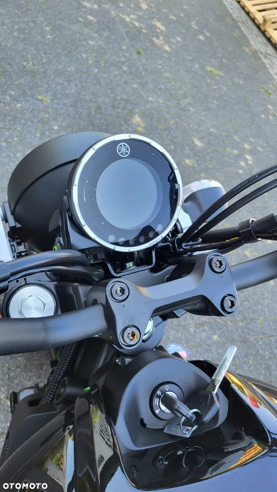 Yamaha XSR - 10