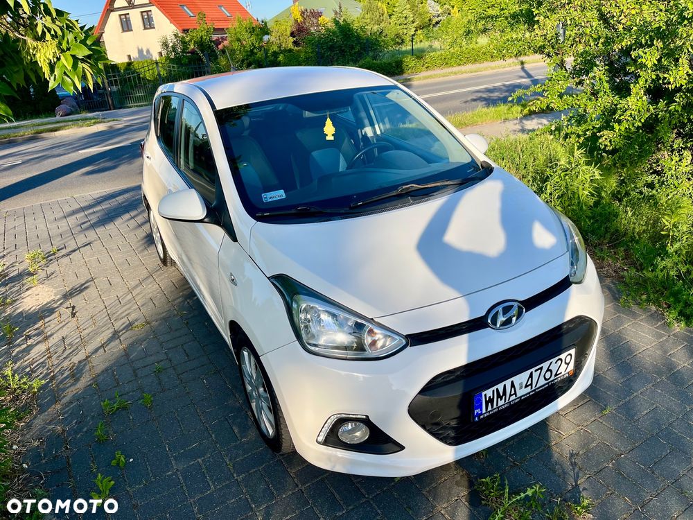 Hyundai i10 1.1 FIFA WM Edition - 13