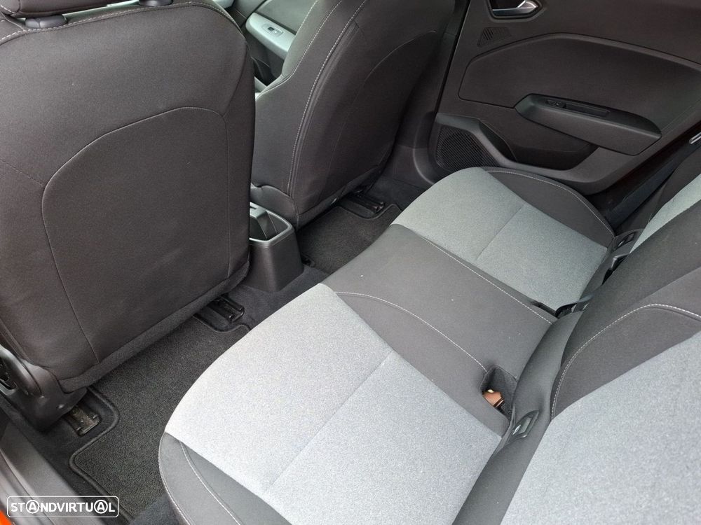 Renault Clio 1.0 TCe Evolution Bi-Fuel - 27
