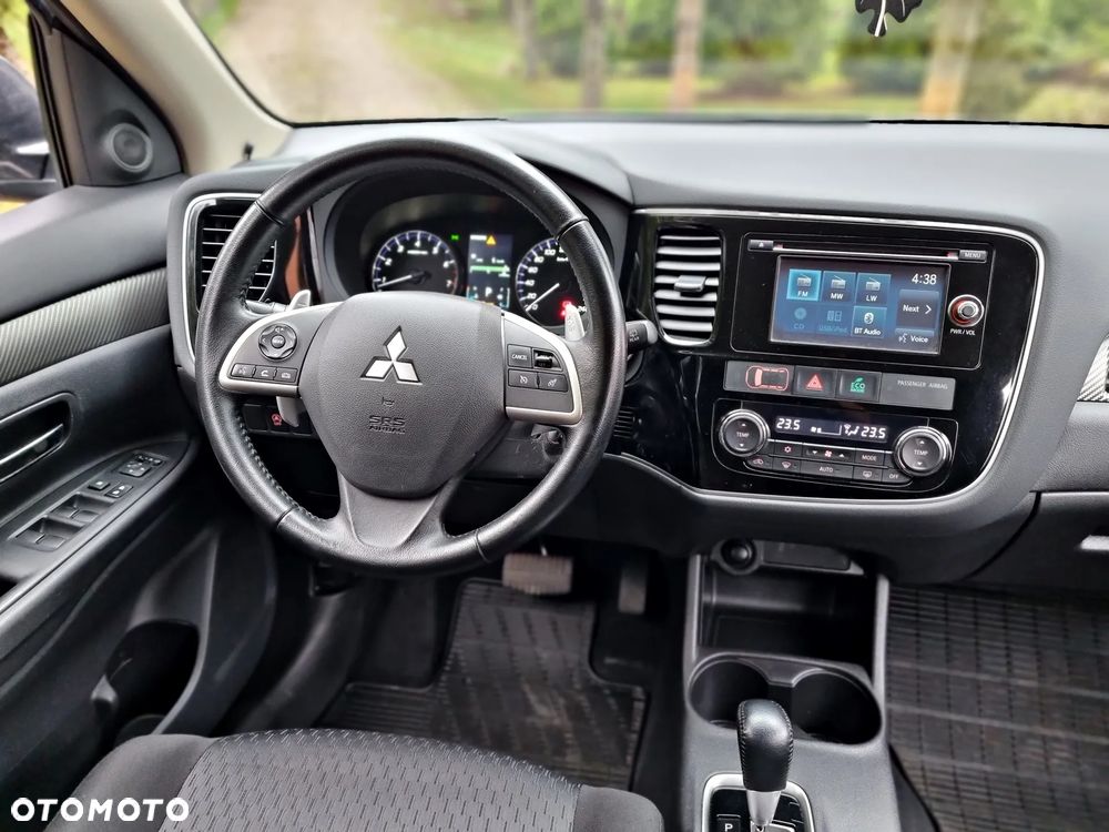 Mitsubishi Outlander ver-1-6-cdti-automatik-innovation - 19